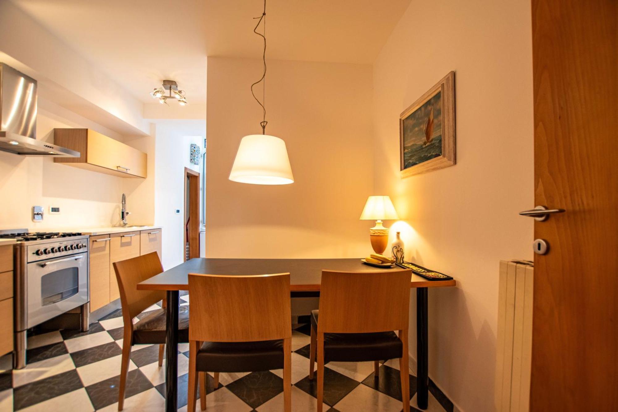 White Tower Guesthouse Trieste Dış mekan fotoğraf